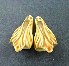 Small Leafy Cones size2 - Yellow w/ Gold