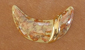 Lustre Crescent Pendant