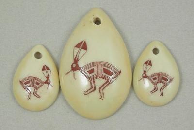 Mimbres style Pendant set