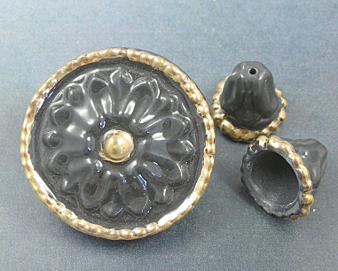 Round Flower Set - Black with Gold